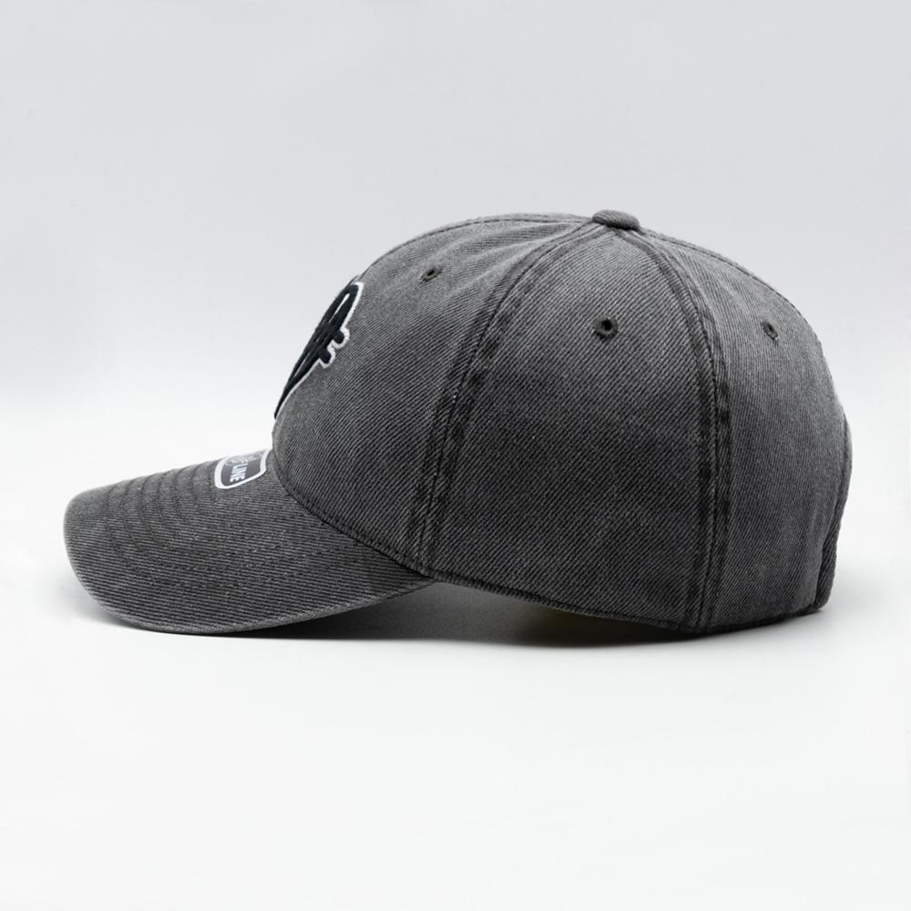 Wieoldeuwoldeu Heart Logo Pigment Ball Cap Black