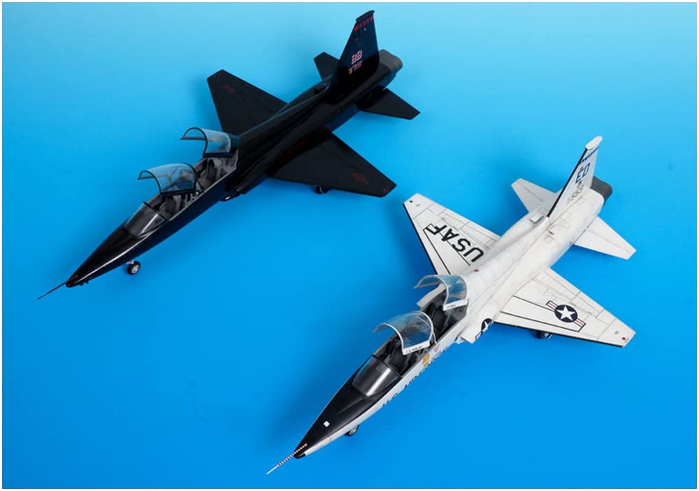 Wolfpack Designs Plastikmodellbausatz der US Air Force T-38A Talon im Maßstab 1:48 (WOLWP10001)