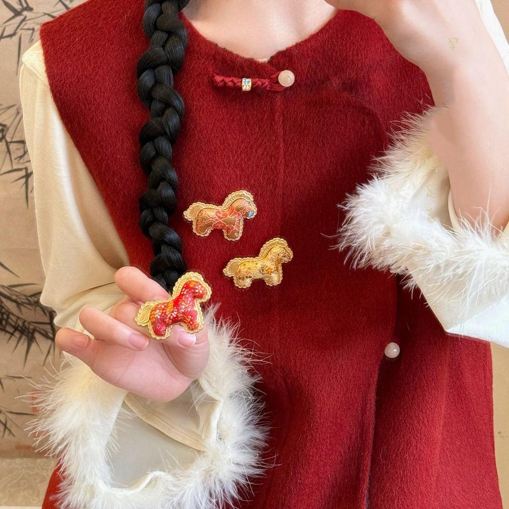 Cartoon Song Brocade Horse Brooch Chinese Style Little Pony Sweater Pin Clothing Accessory