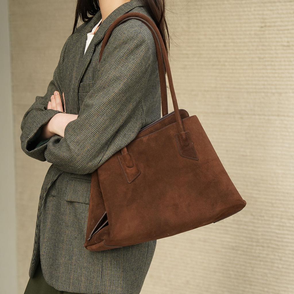 Leather women's tote bag large capacity fashionable personalized underarm bag suede high-end simple handbag shoulder bag