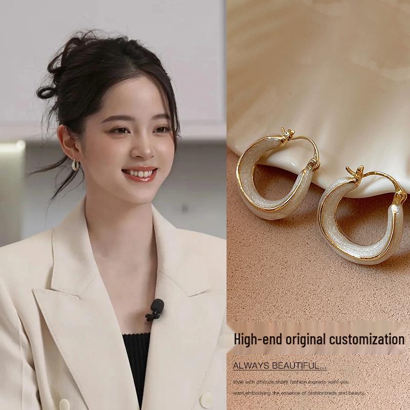 Elegant Butterfly Flower Stud Earrings - S925 Silver Needle, High-End and Versatile for Women