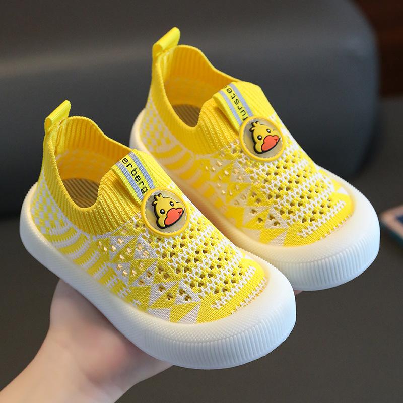 New hollow children's breathable mesh shoes non-slip fly-woven shoes soft-soled baby shoes one-pedal casual shoes