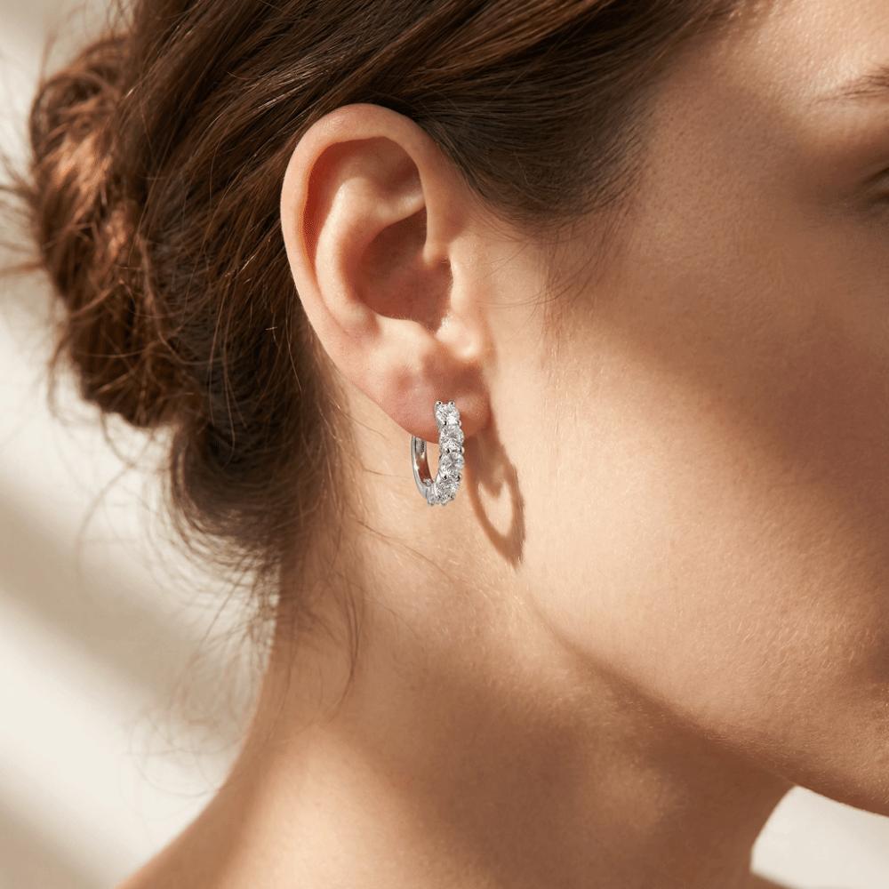 Temperament Crystal Studded Earrings Minimalist Plain Round Earrings Small Hoop Earrings  Wedding