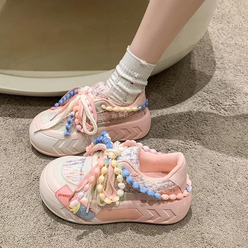 Fashion Ladies Shoes hot Sale 2025 New Fashion Round Toe Lace Up Women's Vulcanized Shoes Spring Flat Outdoor Breathable Women Sneakers