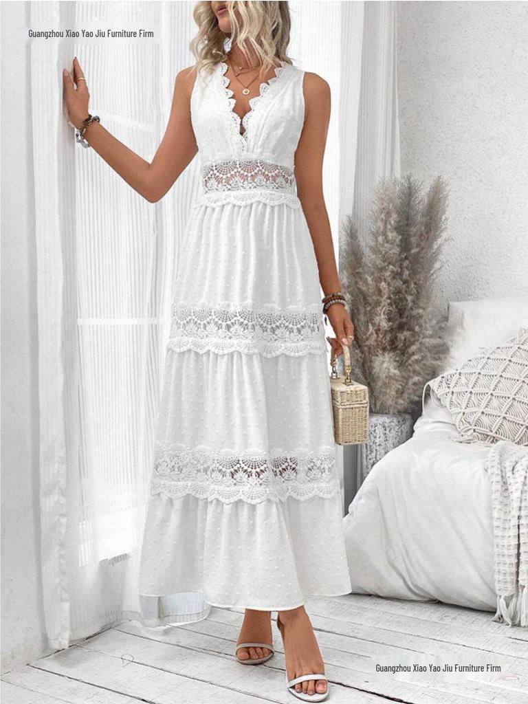 2026 European Summer Women's Lace V-Neck Sleeveless Dress