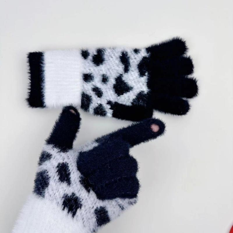 Plush Gloves for Men and Women Korean Version Leopard Print Fashion Striped Mobile Phone Touchscreen Gloves