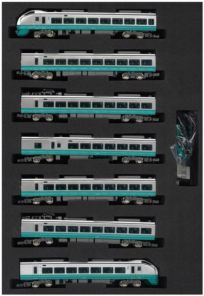 Greenmax N Gauge 30538 E653 Series Fresh Hitachi Green Set Finished 7-Car (with Motor) (Pre-painted Product)