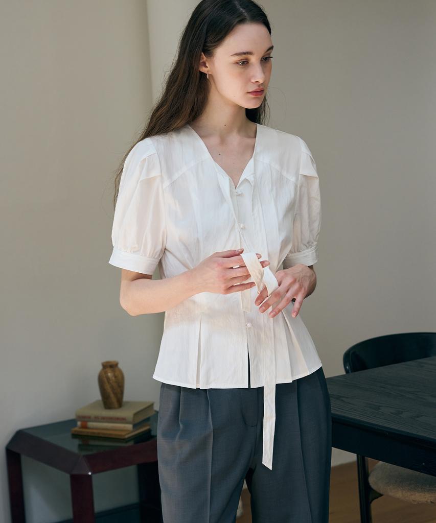 Deuloupisumeon Tuck Puff Short Sleeve Tie Blouse [Sky Blue]