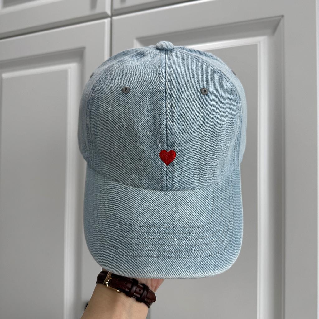ins new men's and women's small love baseball hat fashion couple casual versatile sunshade cap