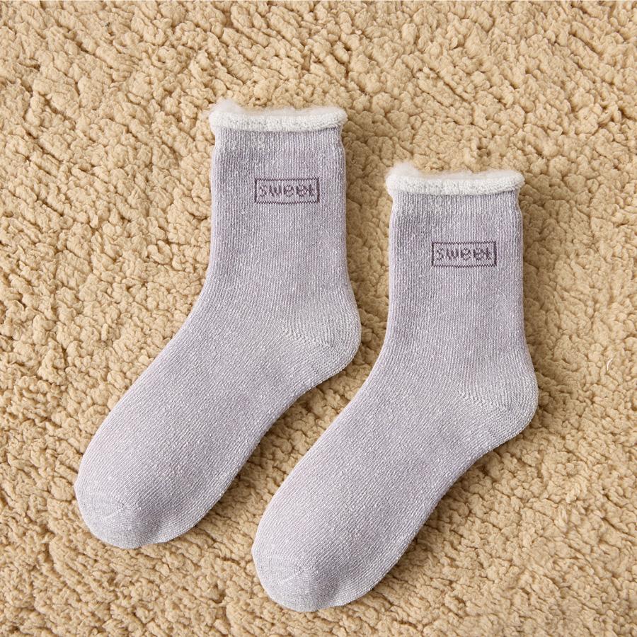 

1 пара женских утолщенных плюшевых теплых носков средней длины, зимние пушистые мягкие удобные женские носки для сна с загнутыми краями EUR35-40 светло-фиолетовый