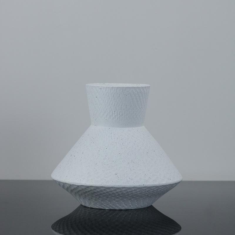 Modern Simple Resin Vase Ornaments Model House Sales Office Hotel Villa Living Room Study Stylish Soft Decorations