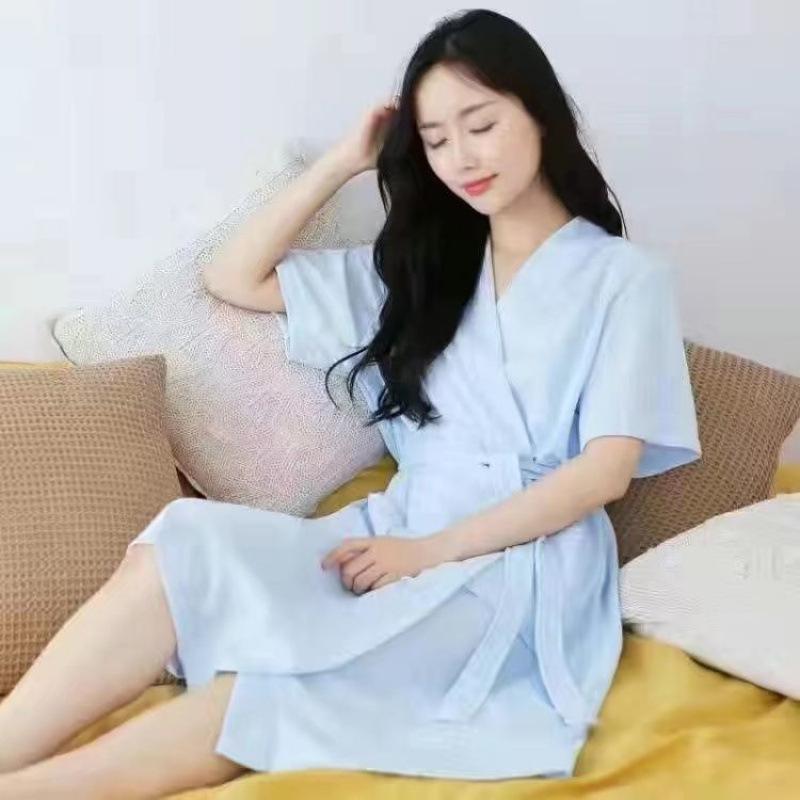 Unisex Waffle Weave Bathrobe: Lightweight, Water-Absorbent Yukata-Style Nightgown for Spring, Summer, and Autumn