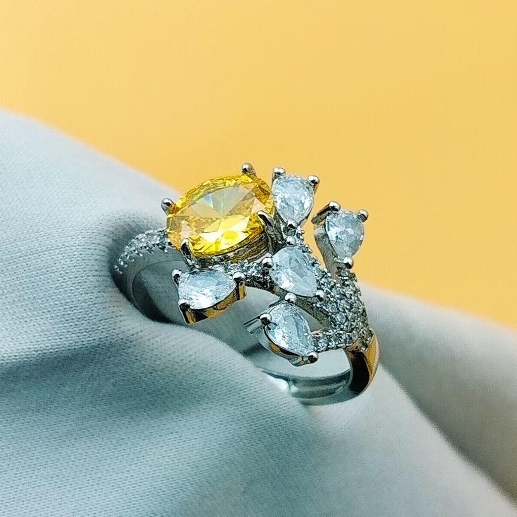 Super Flash Zircon Leaf Open Diamond Ring Female Design Sense Light Luxury Trendy Coconut Amethyst Ring