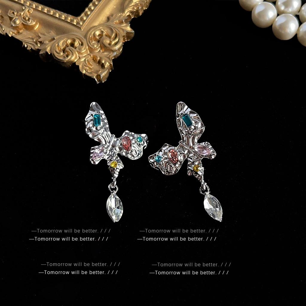 Mid-Century Vintage Stud Earrings: Trendy Literary Style in Light Luxury Fashion