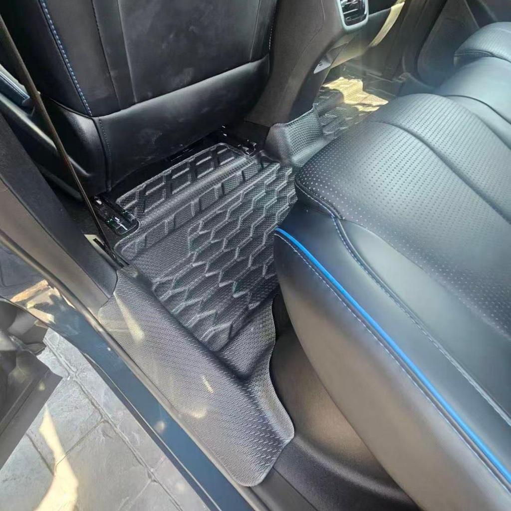 JAECOO J5EV 4-Door RHD Car with Eco-Friendly, Wear-Resistant, Non-Slip, Waterproof TPE Foot Mats