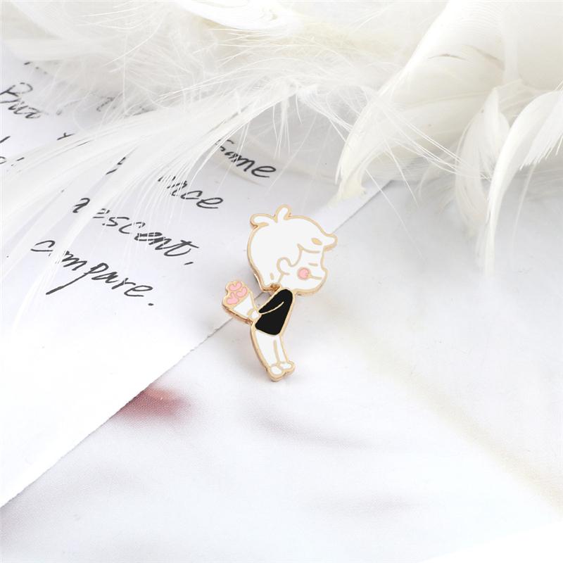 Proposal Pins Cute Boy and Girls Brooch Small Lovely Cartoon Enamel Pin Decoration Jewelry for Couple Party Coat Bag Accessories
