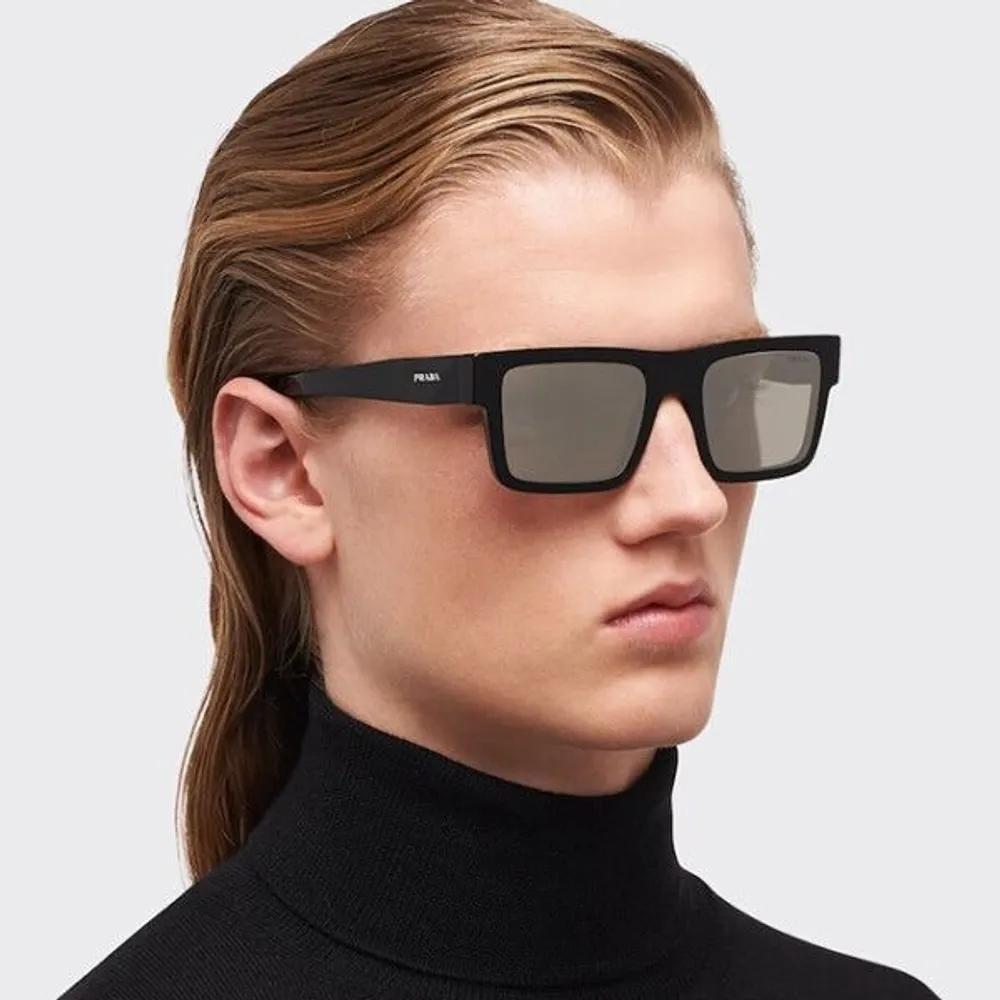 

Mirror Sunglasses SPR19W 1AB 2B0 Square Black Horn-rimmed