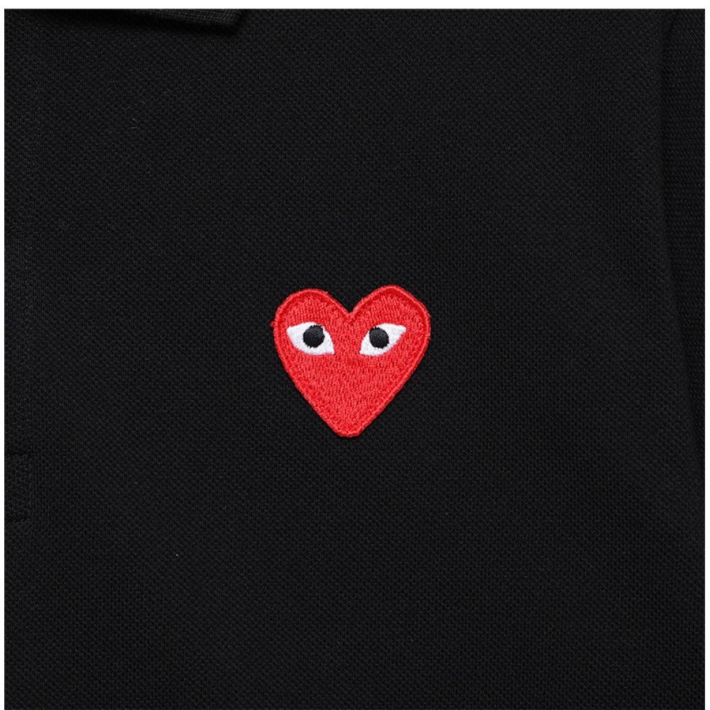 Comme Des Gar Ons Play Red HearT Wappen Polo T shirT Ax T006 051