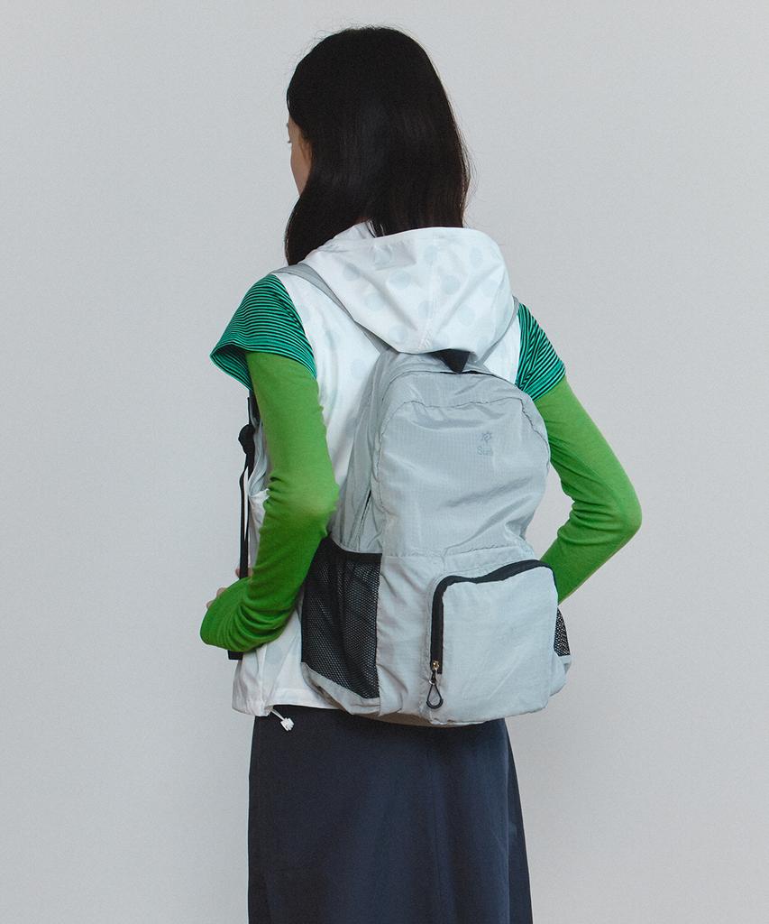 Sunlit Two-Way Backpack (Gray)