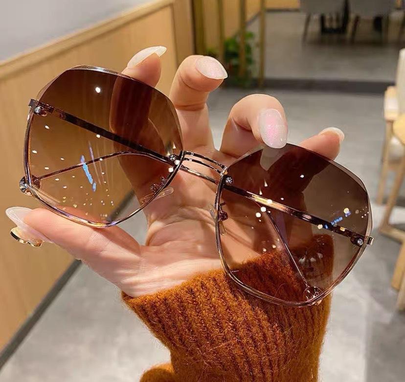 Ochelari de Soare Poligonali Tăiați pentru Femei, Ochelari de Soare Irregulați Fără Ramă