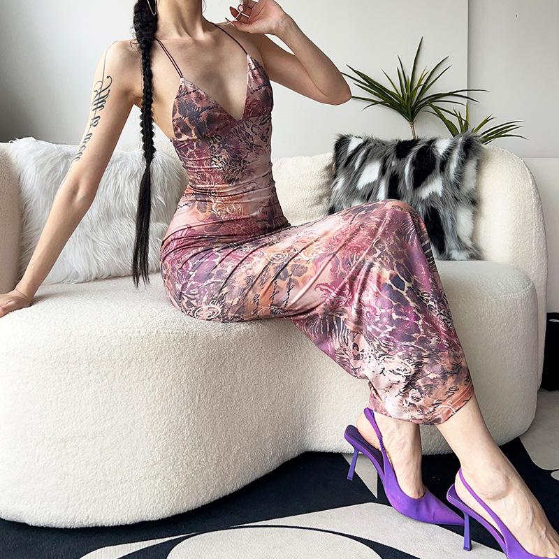 Sommermode-Trend Damen Neues hängendes Hals-Open-Back-Slim-Fit-gedrucktes, gewickeltes Hüftkleid Mode-Partykleid