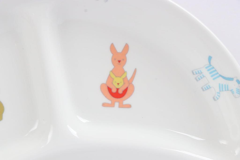 22cm Three-Compartment Lunch Plate by Maruku Paju (Official) - Water-Resistant, Shatter-Resistant, Children's Dishwasher and Microwave Safe, Suitable