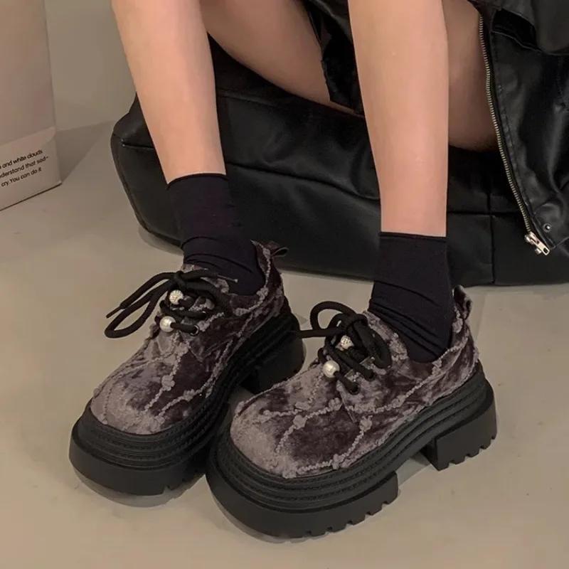 Fashion With Medium Heels Loafers Platform Ladies Pumps Women's Shoes Round Toe Discount Vacation Luxury Brand Elegant Dress on Sale Y2k