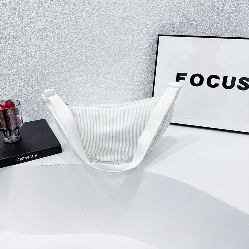 Dumpling Bag Women's Bag New Shoulder Bag Simple Fashion Messenger Bag Small Bag Bag