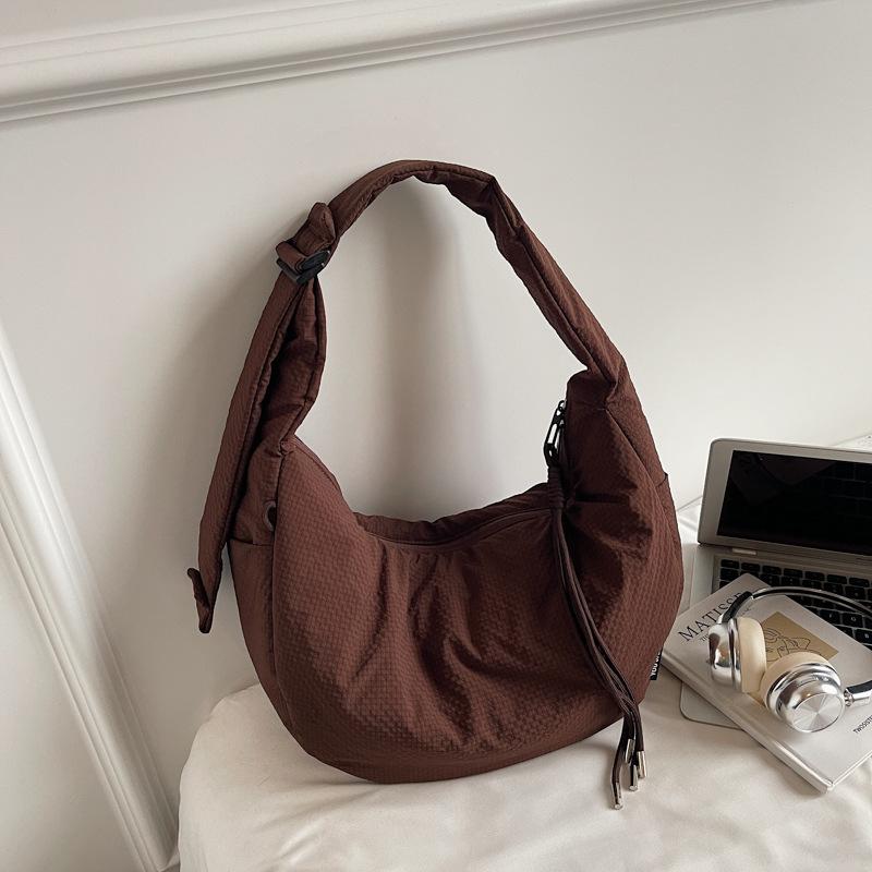 

Crossbody Bag, Dumpling Bag, Women S Autumn And Winter Versatile Casual Shoulder Bag, Large Capacity Sports And Light Bag. темно-коричневого кольору