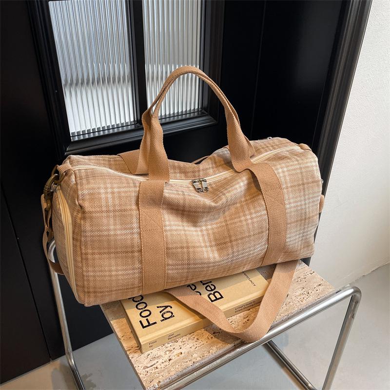 Women's Travel Backpack: Large Capacity, Lightweight, Wear-Resistant, Splash-Proof, Dry/Wet Separation for Swimming and Fitness.