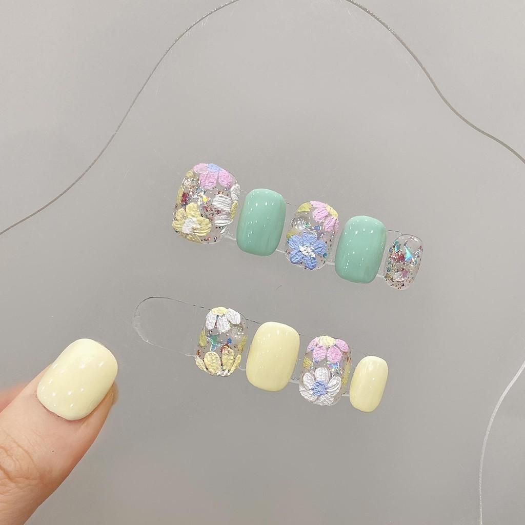 100% HANDMADE Short Round Fake Nail With Glue Dopamine Mint Mambo Butterfly Ice Cream Short Acrylic Press on Artificial Fake nails Reusable Nails