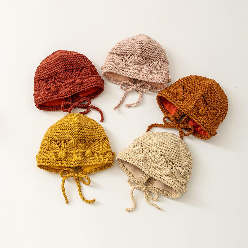 Korean-Style Hand-Knitted Wool Hat for Newborns – Warm, Windproof, and Ear-Protective for Boys and Girls.