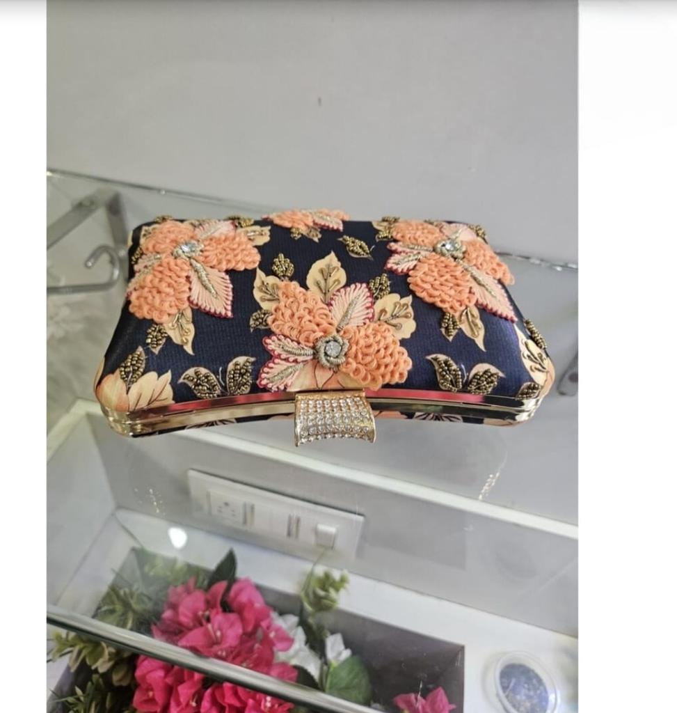 Party Purse & Handbag Designer Hand Embroidered Purse Wedding Gift Clutch Ladies Purse Luxury Bridal Accessory Gift for Her Sling Bag