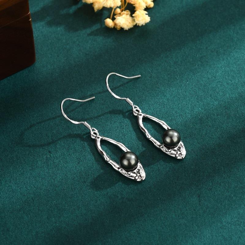 

Серьги Модная бижутерия Трансграничная Уникальная Необычная Осень Зима Стильная Высококлассный Дизайнерский вид