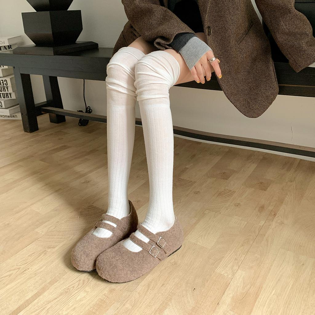 Wełniana wersja retro dwurzędowe wełniane płaskie buty Mary Jane damskie pojedyncze buty zimowe pluszowe ciepłe bawełniane buty puszyste buty