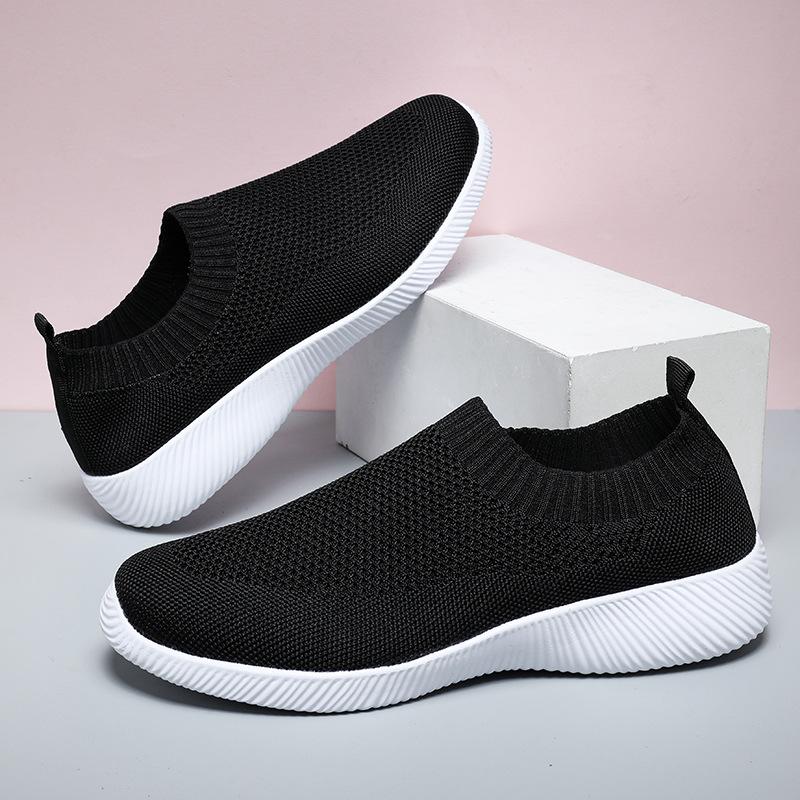 Women's Shoes Flying Shoes Flat Bottom Light Foot Cover Sports Style Low Top Casual Shoes Wear-resistant Outdoor Light Women's Shoes