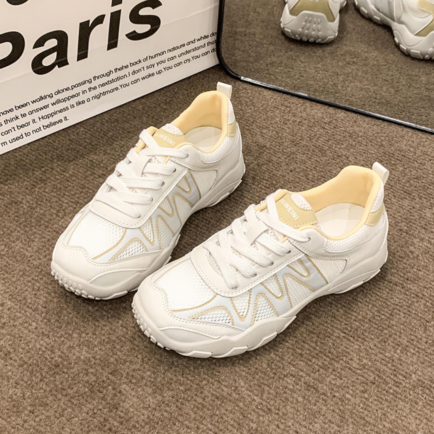 

Showing feet, small German training shoes, women s mesh breathable 2025 summer explosion, leather color matching, light mountain climbing sports and l 40 жёлтый