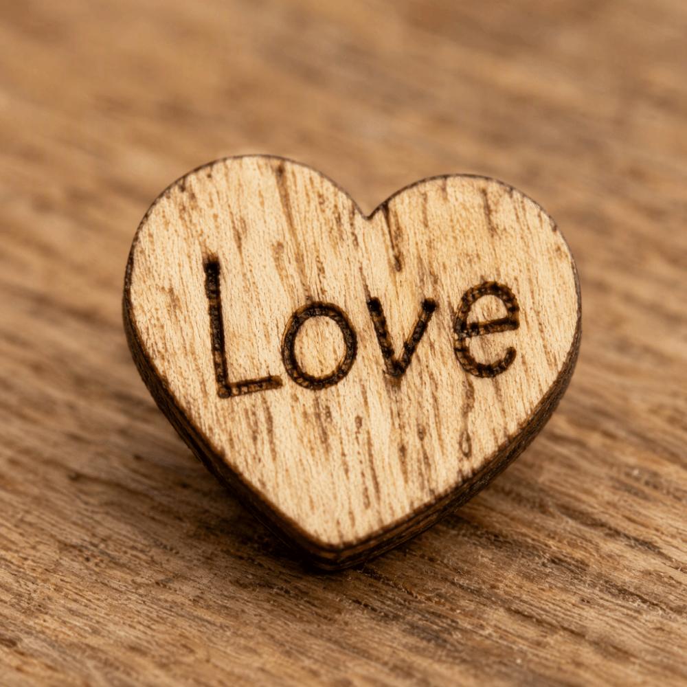 1000pcs Natural Wood Wooden Heart Ornament DIY Craft Natural Craft Wooden Heart  For Home Decoration