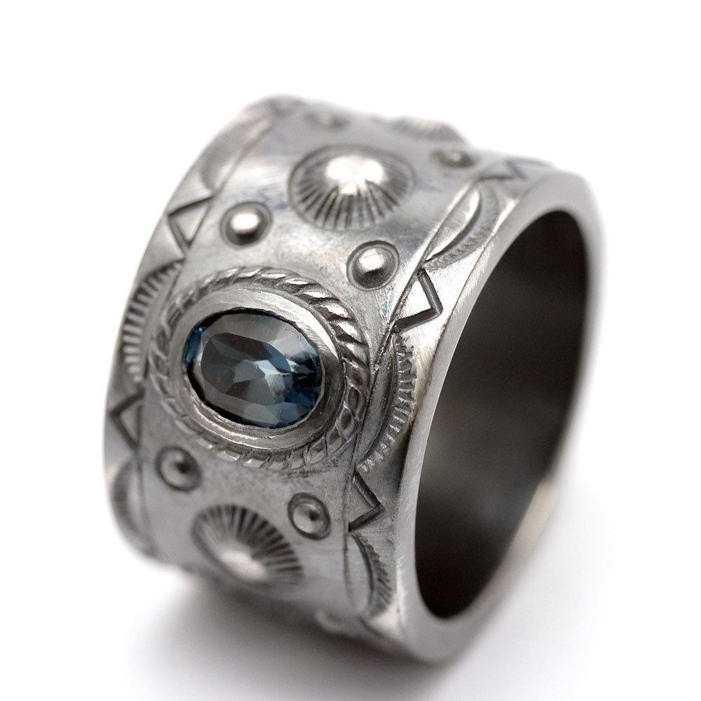 Silver One bi London Blue 925 Antique Flat Engraved Topaz, Silver, Black, Finish, Ring, Men's (Size 21)