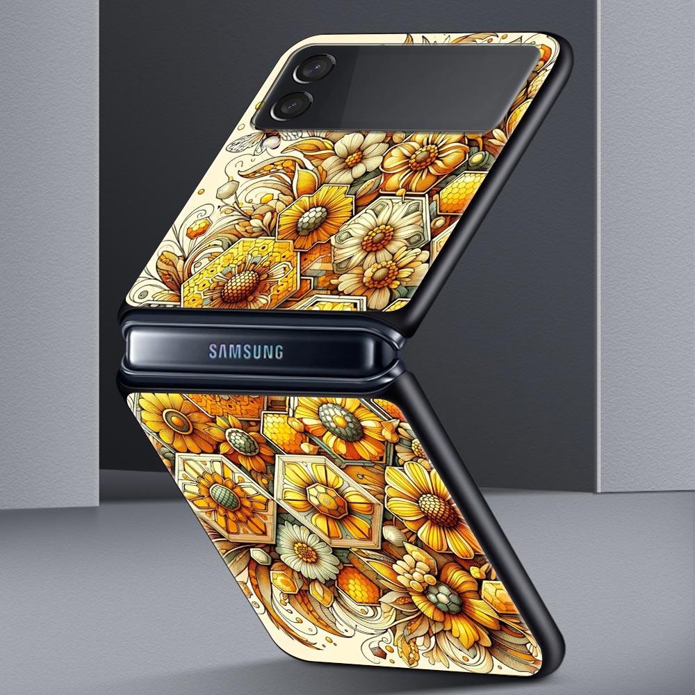 Honeybee Flower Pattern Hard PC Phone Case For Samsung Galaxy Z Flip 7 6 5 4 Black Cover For Galaxy Z Flip 3 Foldable Shell Bags