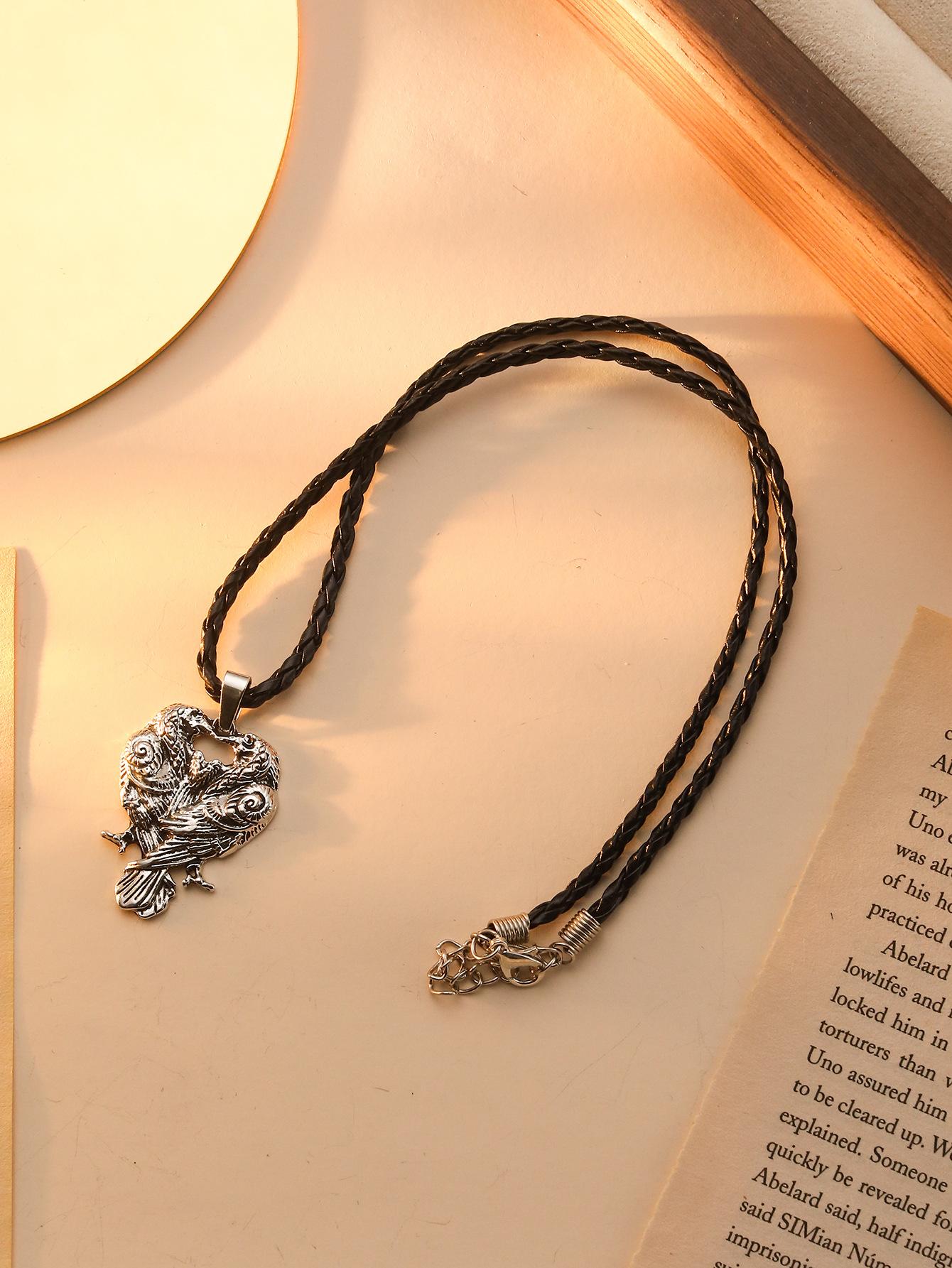 

Vintage Nordic Viking Odin Crow Pendant Necklace Punk Men S And Women S Trendy Cool Personality Apparel