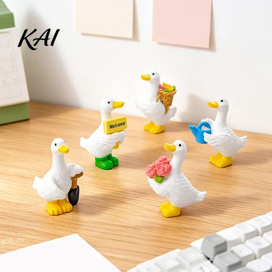 Pastoral Micro Landscape Decor Mini Garden Duck Figurine, Cute Farm Dolls, Small Desktop Resin Figures Car Dashboard Figurines, Ornaments for