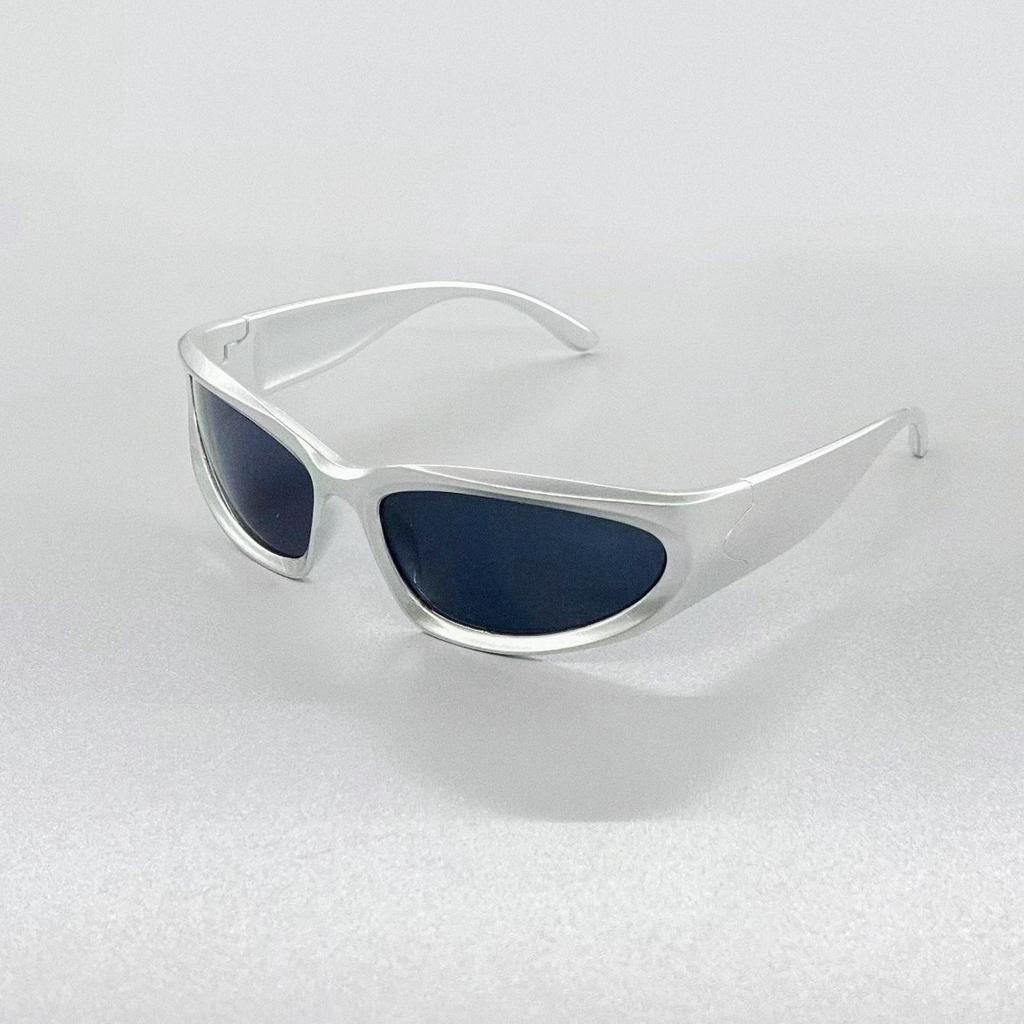 Y2K Sport Sunglasses UV400 Windproof Retro Bike Glasses for Men Women Trendy Eyewear Shades