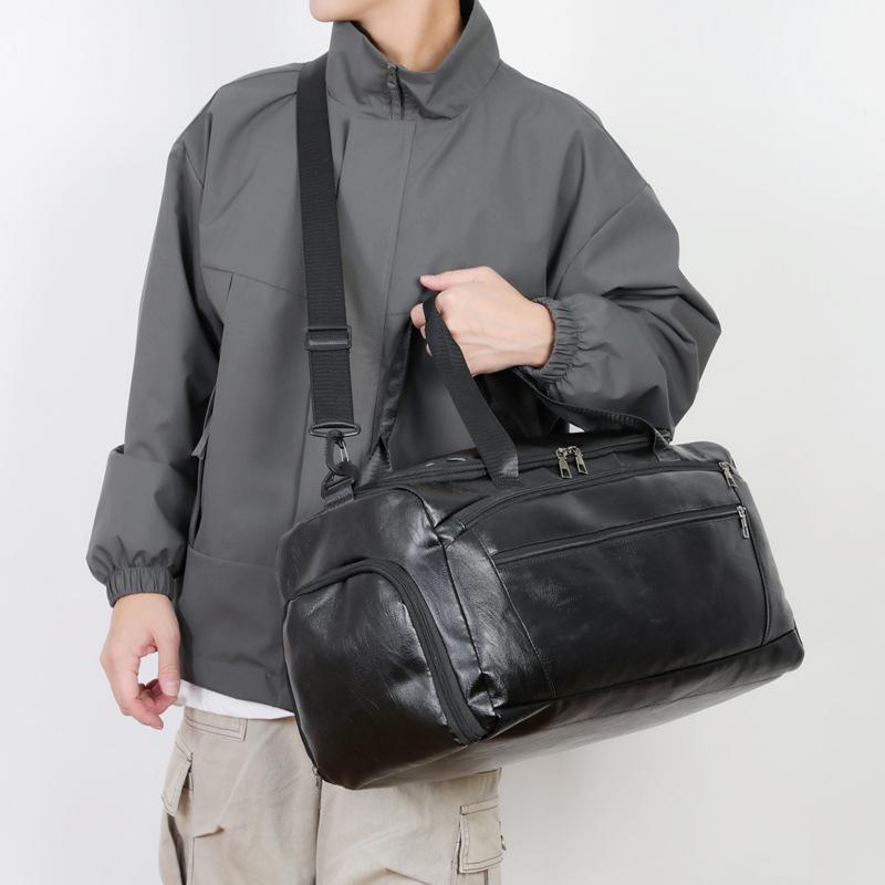 Travel Bag Men's New Shoulder Bag Fitness Handbag Sports Dry Wet Separation Large Capacity Portable Business Travel Bag