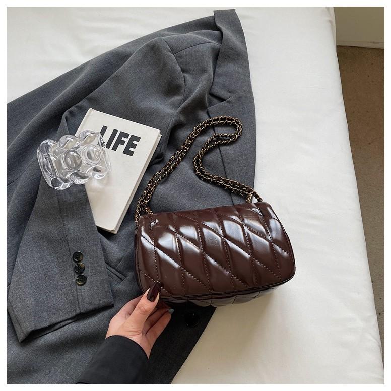 IELGY High-End Bag Niche Design Fashionable Diamond Chain Shoulder Messenger Bag