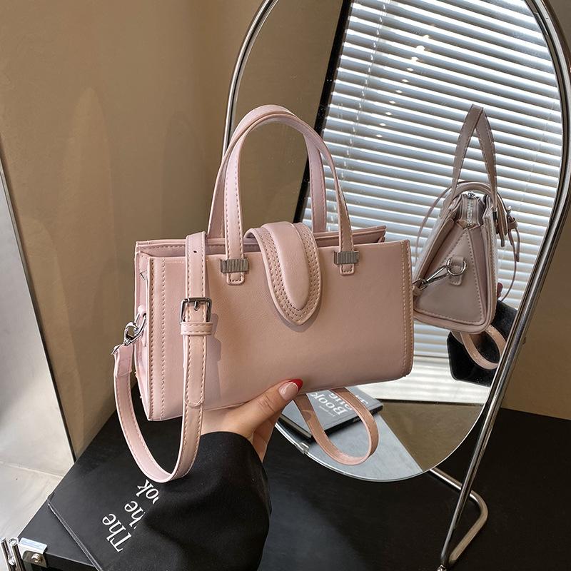 Women's Simple Temperament Handbag 2025 Summer New Versatile Small Square Bag High-end Commuter Shoulder Messenger Bag