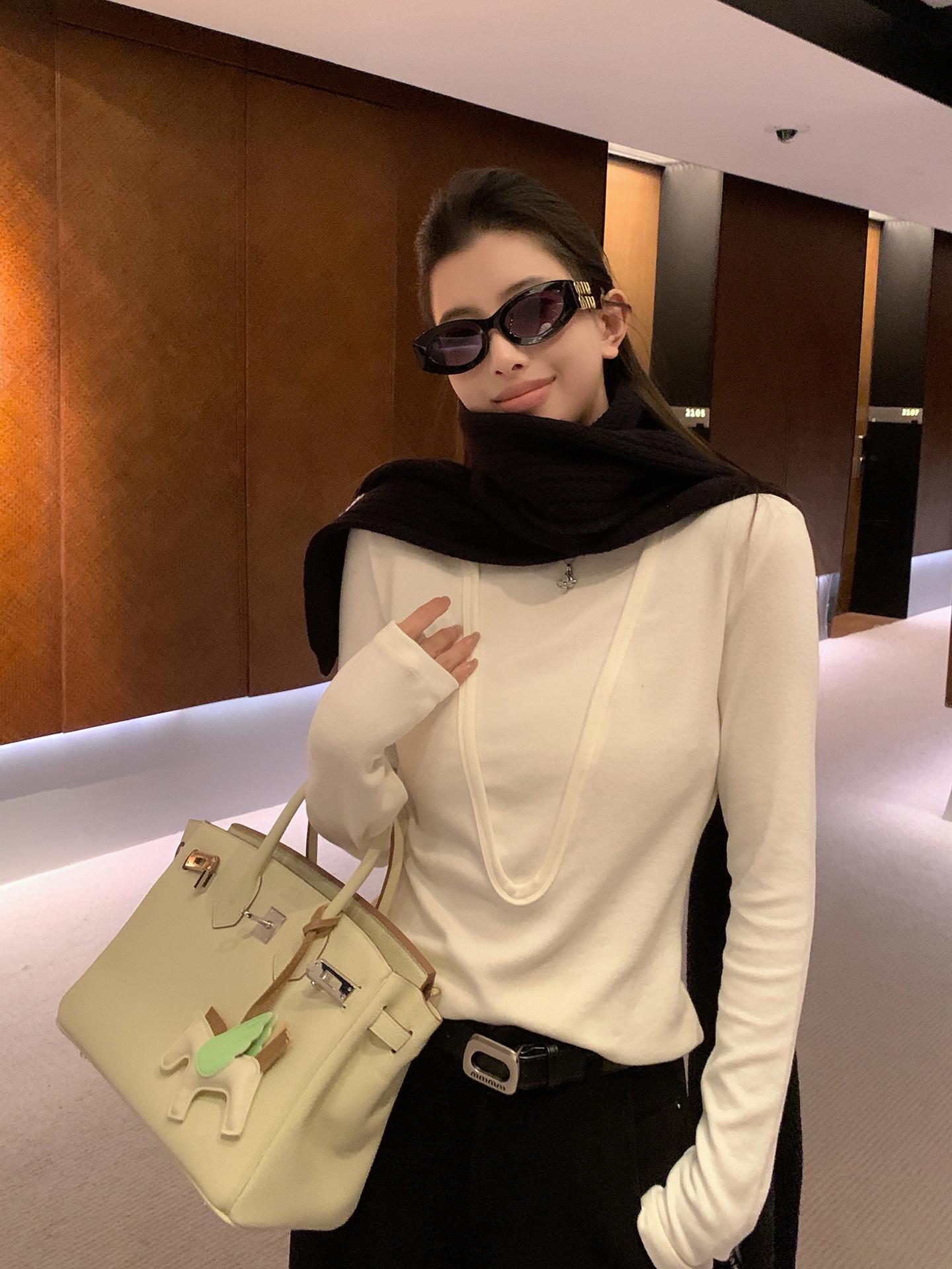 Baisiwang Women s Winter Brushed Long-Sleeve Slim Fit Turtleneck Top Large