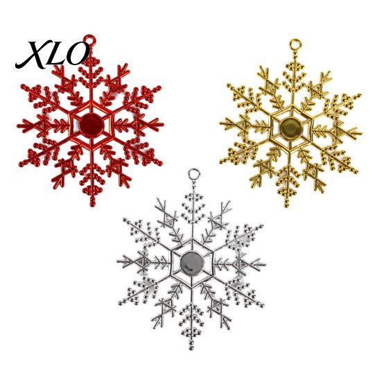 Decorative Ornaments for Christmas Season 3Pcs Tree Snowflakes Ornaments, 10cm Glitter Hanging Plastic Snowflake Reusable Holiday Party Window Display