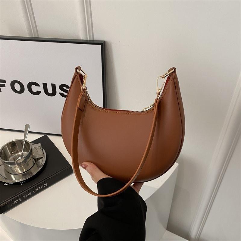 Stylish And Versatile Small Shoulder Tote Bag For Women Perfect For Everyday Use Available In Multiple Colors