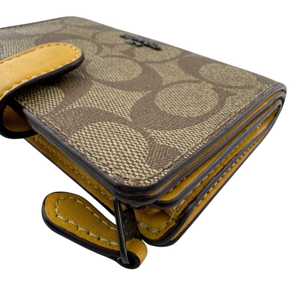 Coach L-shaped Fastener Signature PVC Bifold Wallet Beige PVC Used